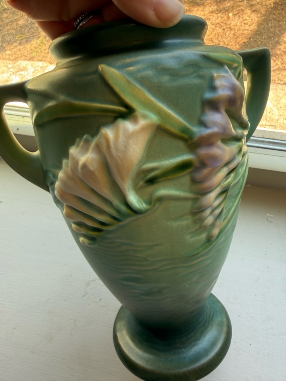 Roseville Green Feesia Art Pottery Vase - Picture 3 of 6